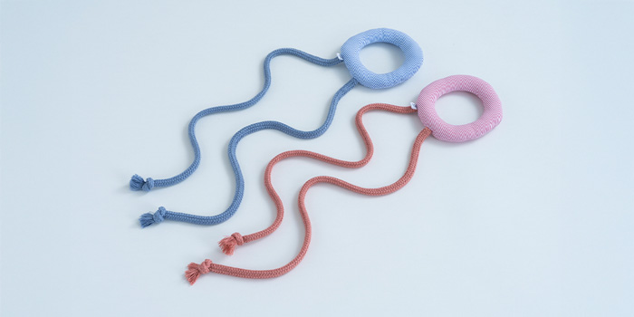 色は暖色・寒色系から選んでください